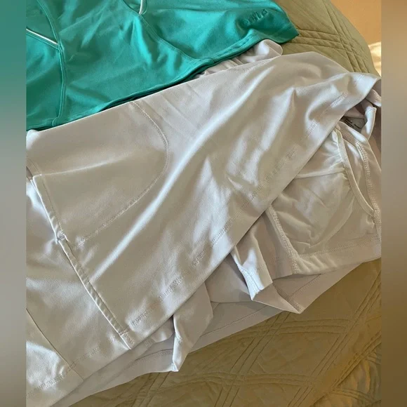 Classic tennis outfit. Bolle top and Tail skort - Picture 9 of 10